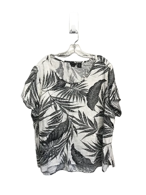 women's T-shirts for gym workoutsFloral Print Top Short Sleeve By Tahari By Arthur Levine, Size: 2x