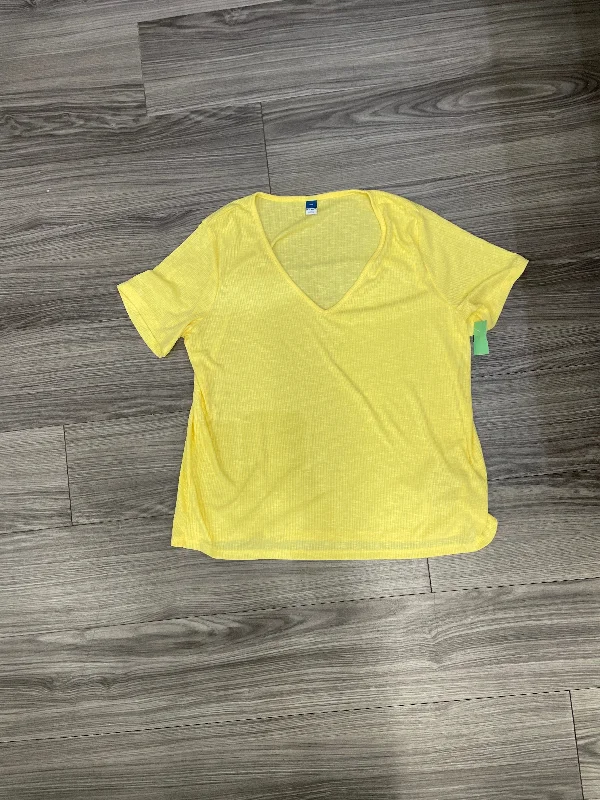 women's T-shirts with maternity designsYellow Top Short Sleeve Old Navy, Size L