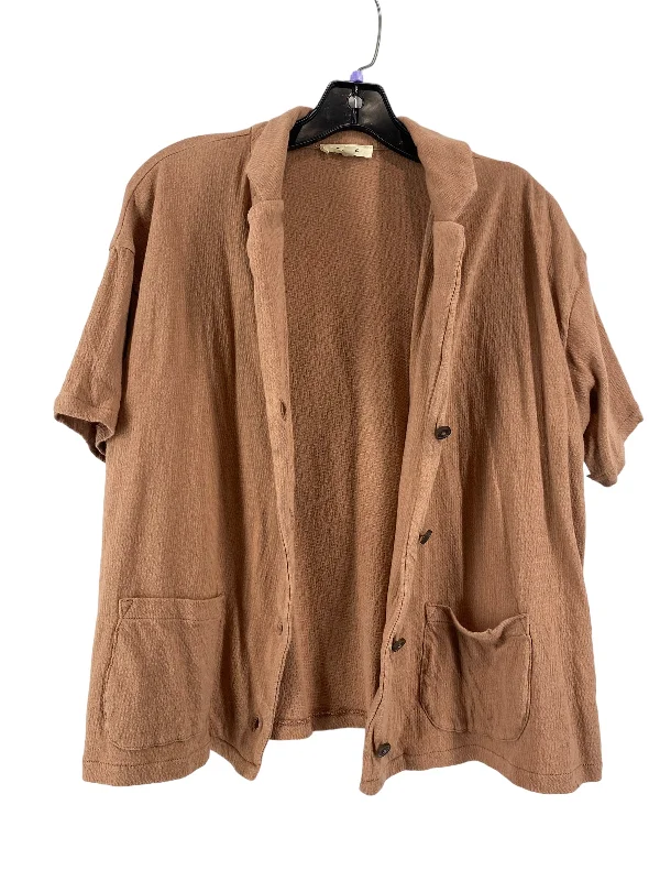 women's T-shirts with wrinkle-resistant materialBrown Top Short Sleeve Madewell, Size M