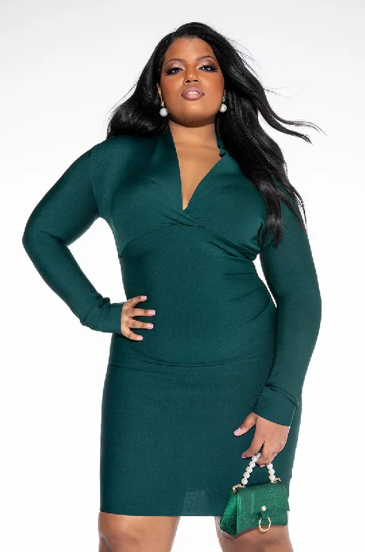 women's plus-size dressesPLUS CELESTE LOW V BANDAGE MIDI DRESS