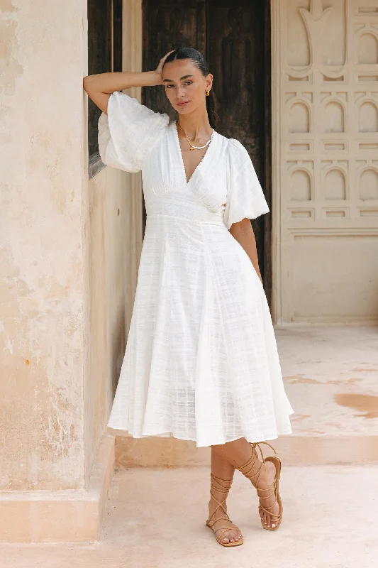 women's wrinkle-resistant dressesWeatherly Off-White Puff Sleeve Midi Dress