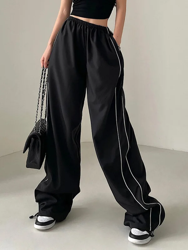 women's formal pantsBerryBetty - Leisure Baggy Drawstring Parachute Pants