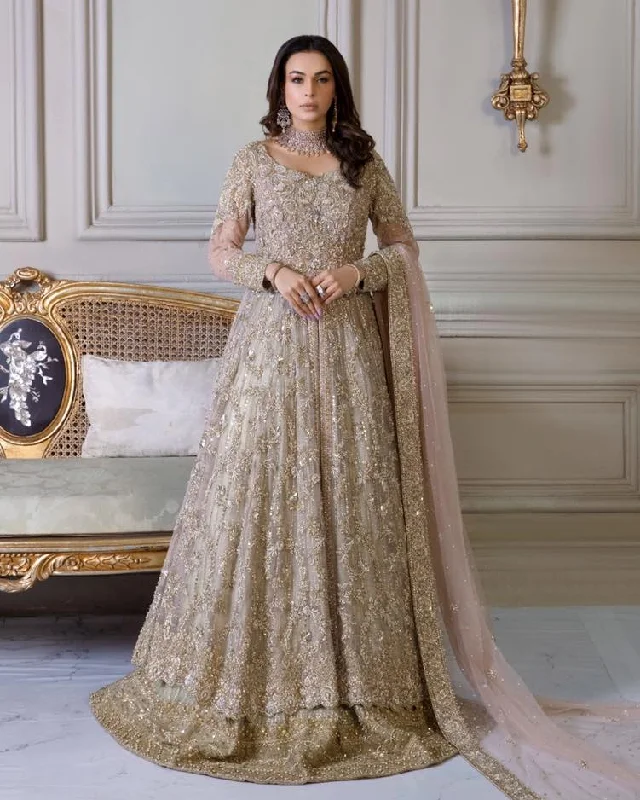 women's shift dressesTraditional Pakistani Bridal Gown with Lehenga Dress